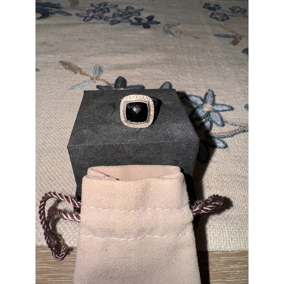 David Yurman Albion Ring
Sterling Silver Black Onyx Diamonds, SZ 6 - Picture 4 of 12